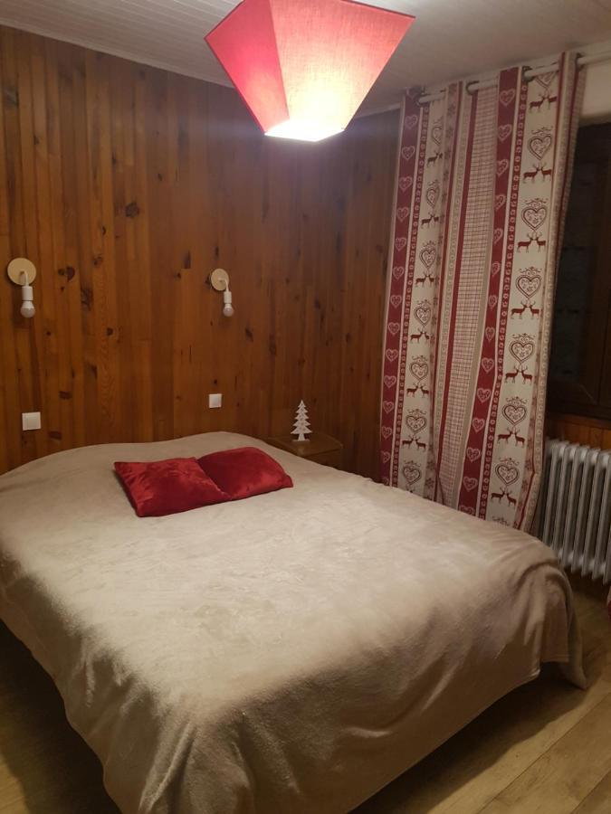 Holiday home La Pineguette Maison 12 Personnes 6 Pers Decoration Sauna 4 Pers La Bresse